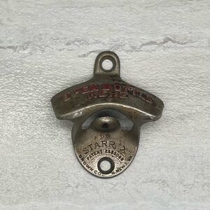 🪅 $15 Vintage Wall-Mounted Bottle Opener - Silver